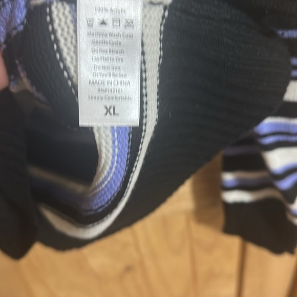 LuLaRoe Striped Black and Purple Women’s Sweater - Picture 4 of 4
